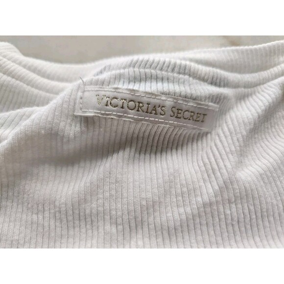 VICTORIA’S SECRET LONG SLEEVED WHITE TOP SIZE SMALL MSRP $50 - Picture 3 of 10